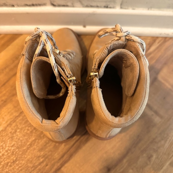 Jennifer Lopez Georga Ankle Boots - Picture 5 of 7